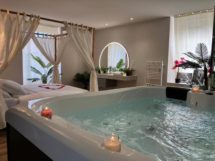 Jungle Secret Spa Nuit Insolite Giromagny 外观 照片